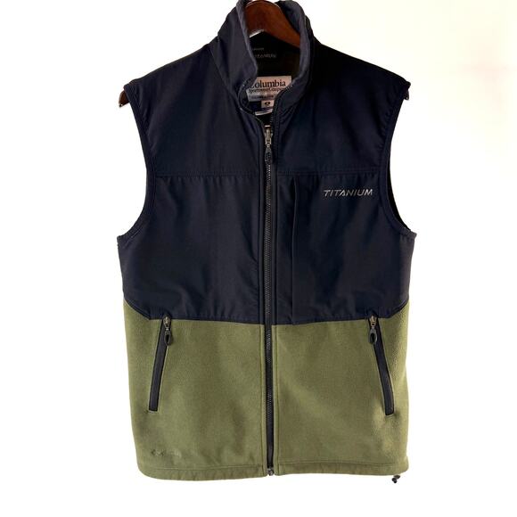Columbia Mens M Titanium Interchange Full Zip Fleece Vest Blk/Grn - Picture 1 of 10